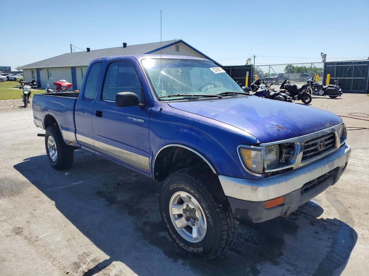 1995 Toyota Tacoma VIN 4TAUN73C8SZ064900 photo 4