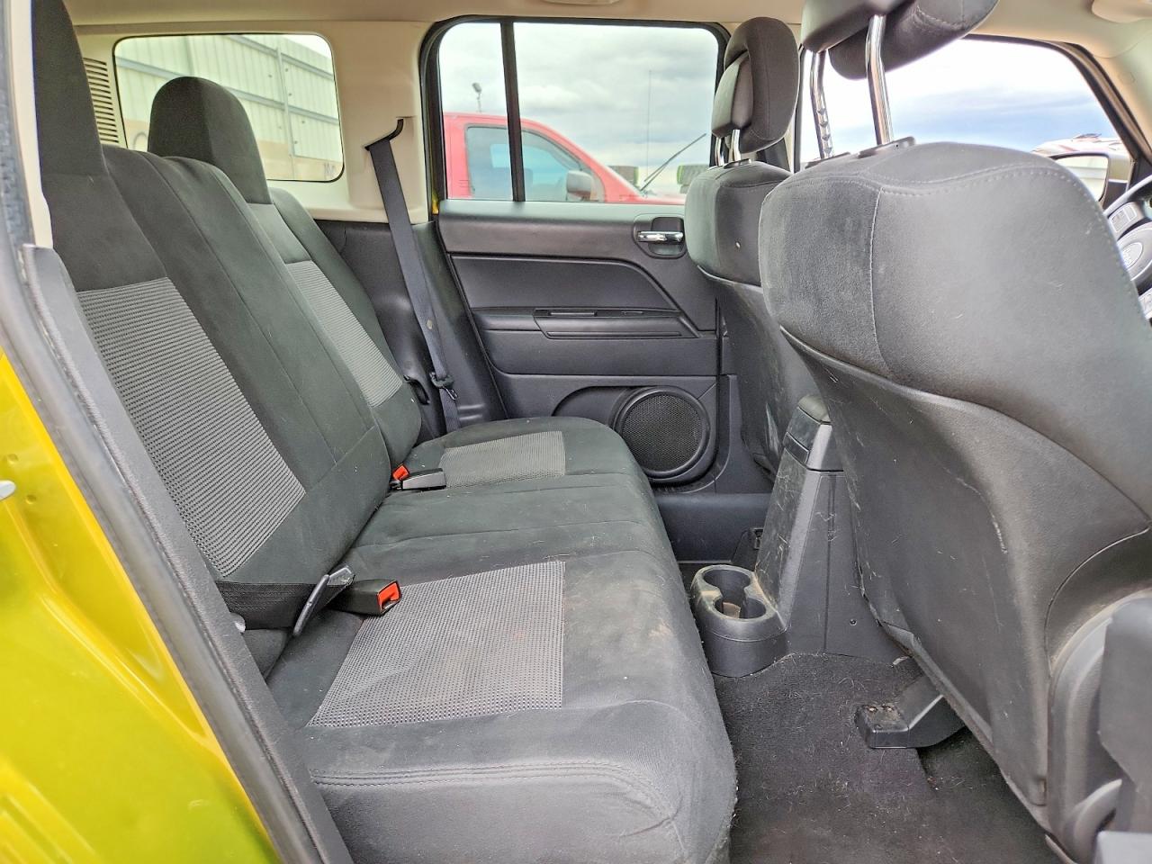 2012 Jeep Patriot VIN 1C4NJPFB9CD634635 photo 11