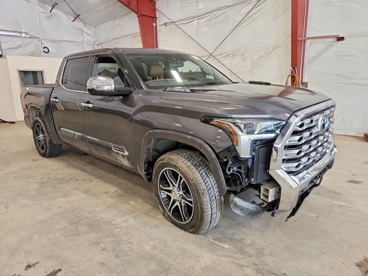 2023 Toyota Tundra VIN 5TFMC5DB5PX016102 photo 4