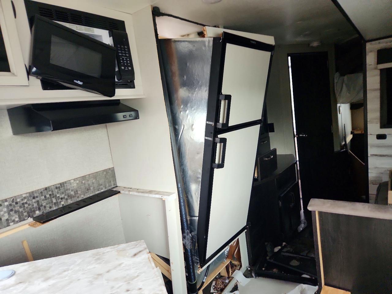 2020 JAYCO All models VIN 1UJBJ0BR6L1JF0495 photo 8