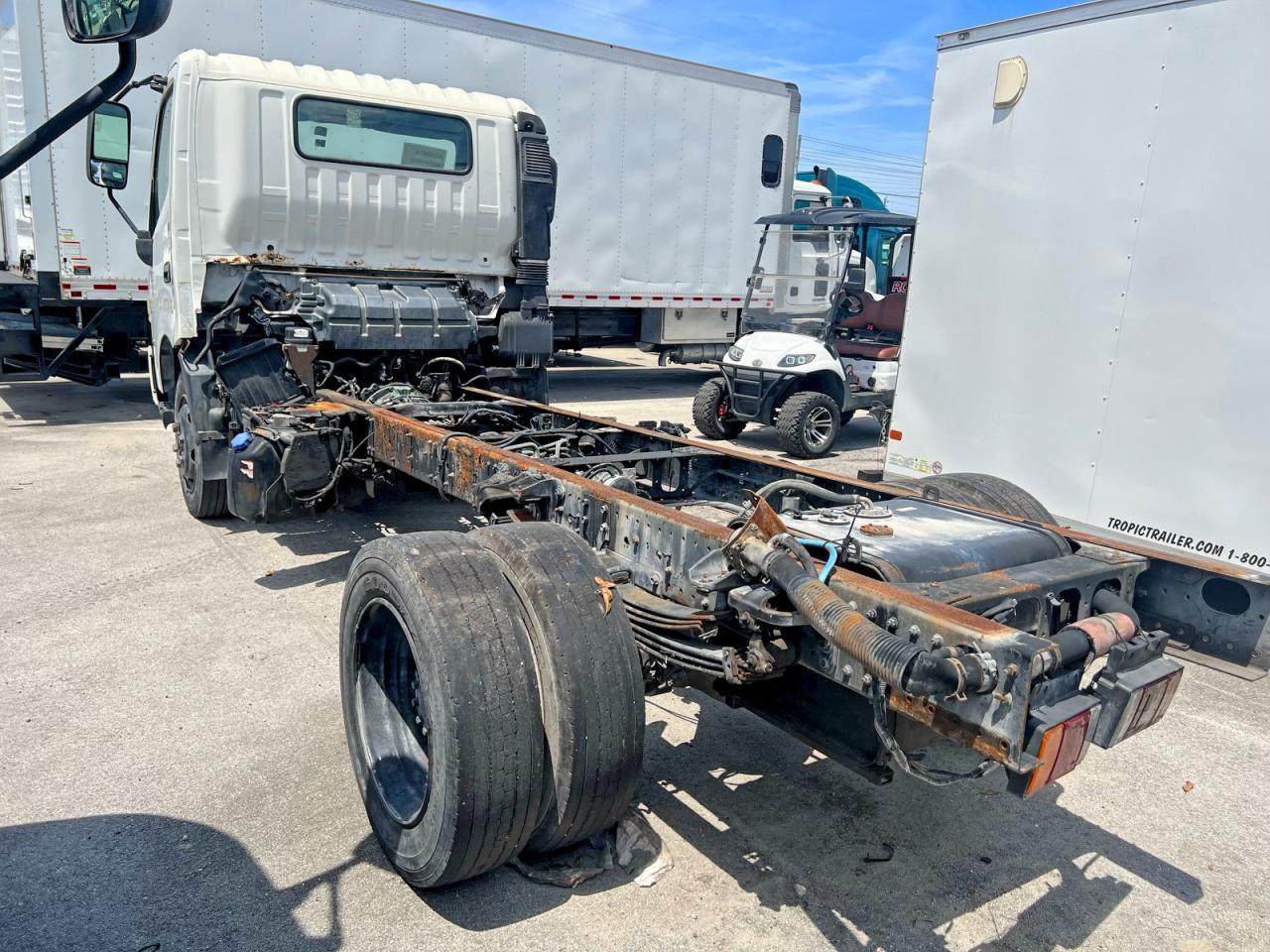2016 HINO All models VIN JHHHDM2H4GK001696 photo 3