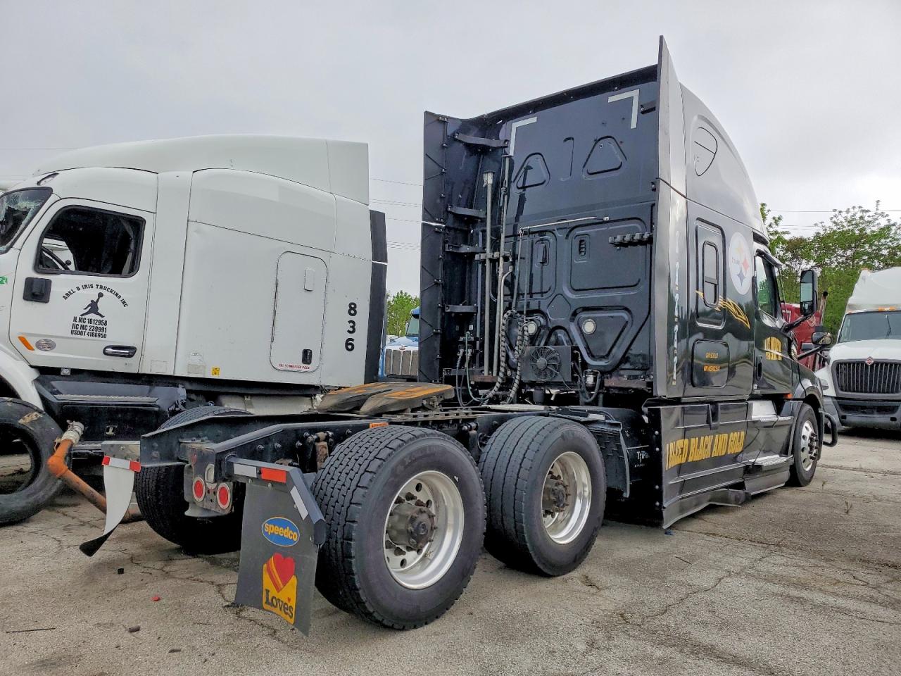 2021 FREIGHTLINER All other VIN 3AKJHHDR4MSMC0314 photo 4