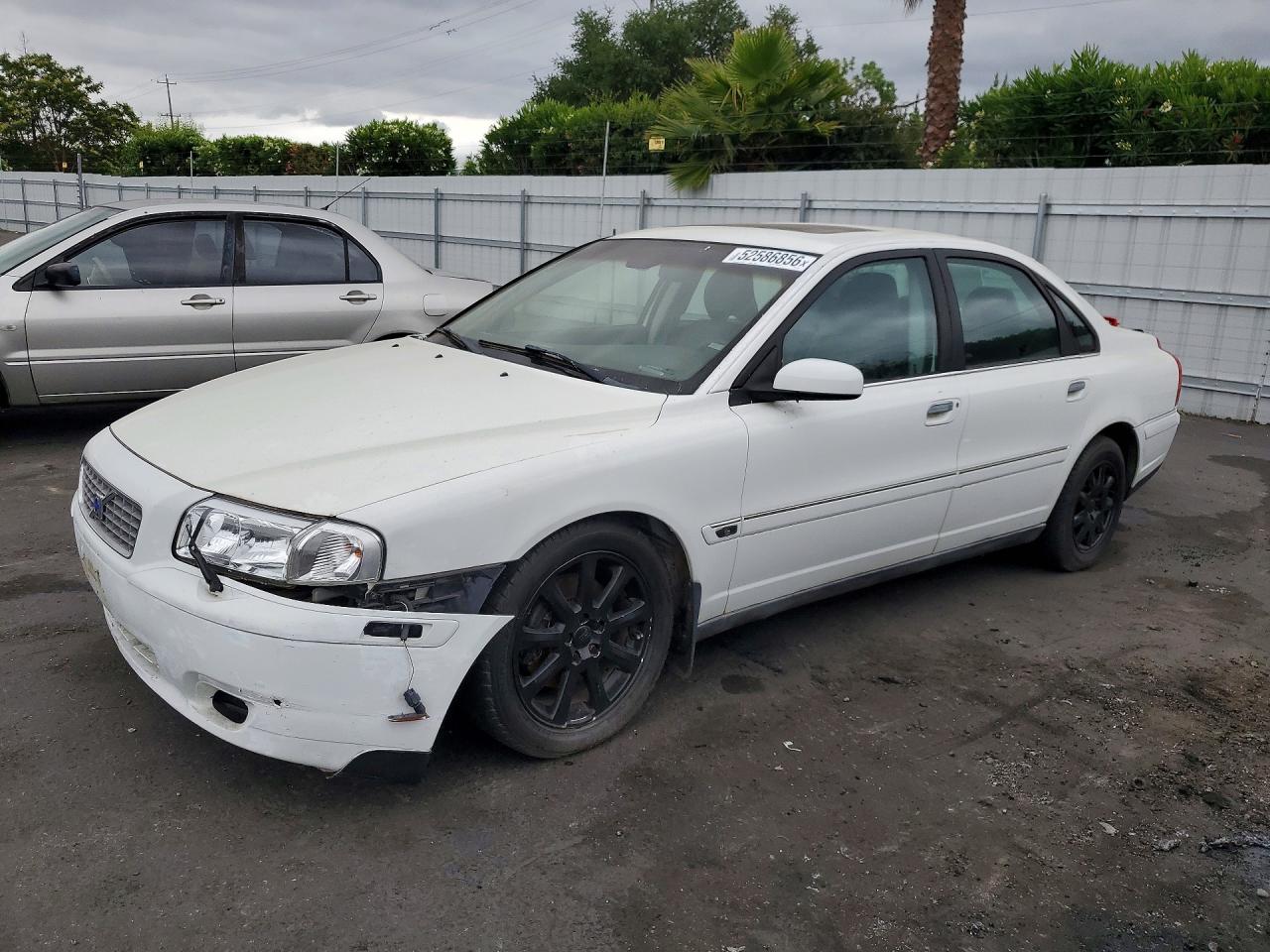 2004 Volvo S80 VIN YV1TS59HX41381914 photo 1