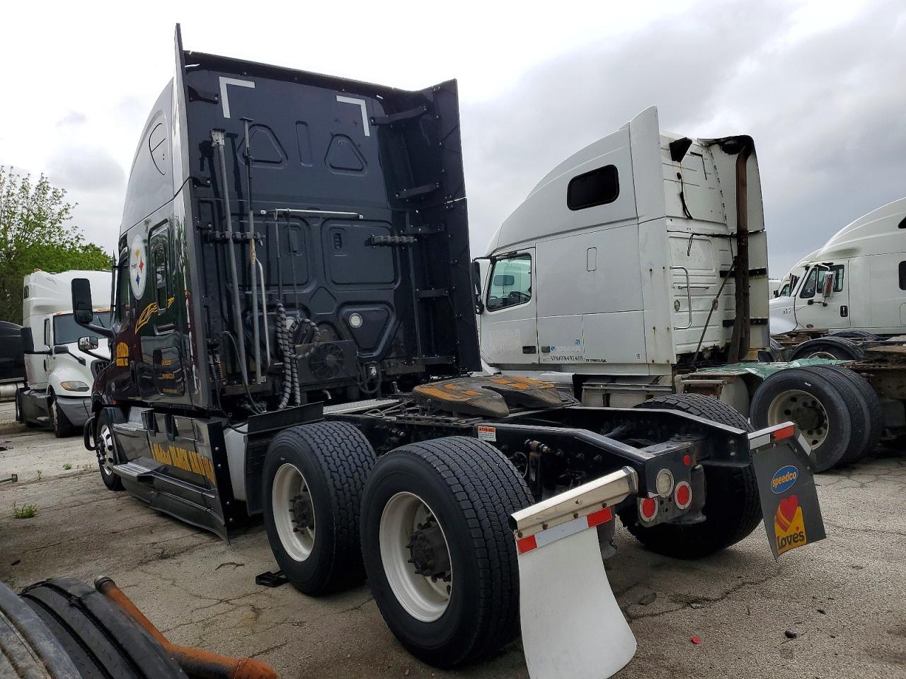 2021 FREIGHTLINER All other VIN 3AKJHHDR4MSMC0314 photo 3