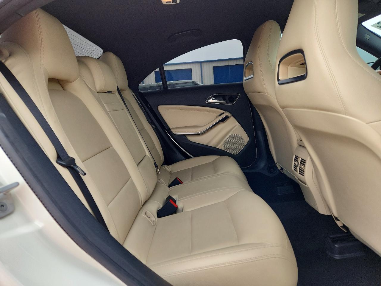 2018 MERCEDES-BENZ Cla-class VIN WDDSJ4EB5JN592836 photo 10