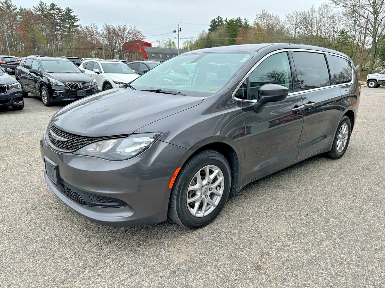 2022 CHRYSLER Minivan VIN 2C4RC1CGXNR105042 photo 2