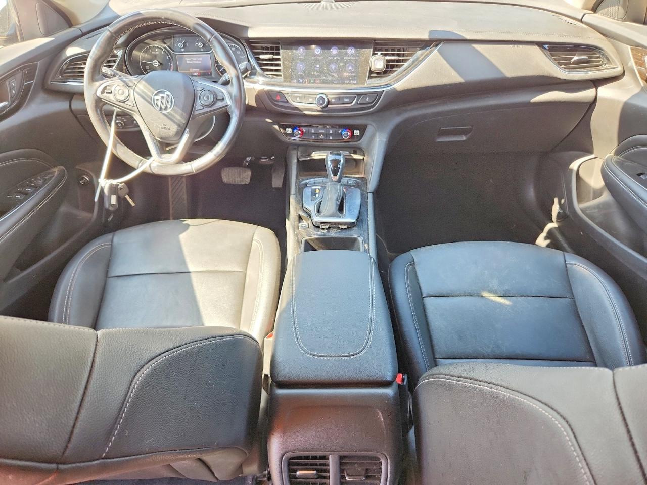 2018 Buick Regal VIN W04GV8SX1J1153226 photo 8