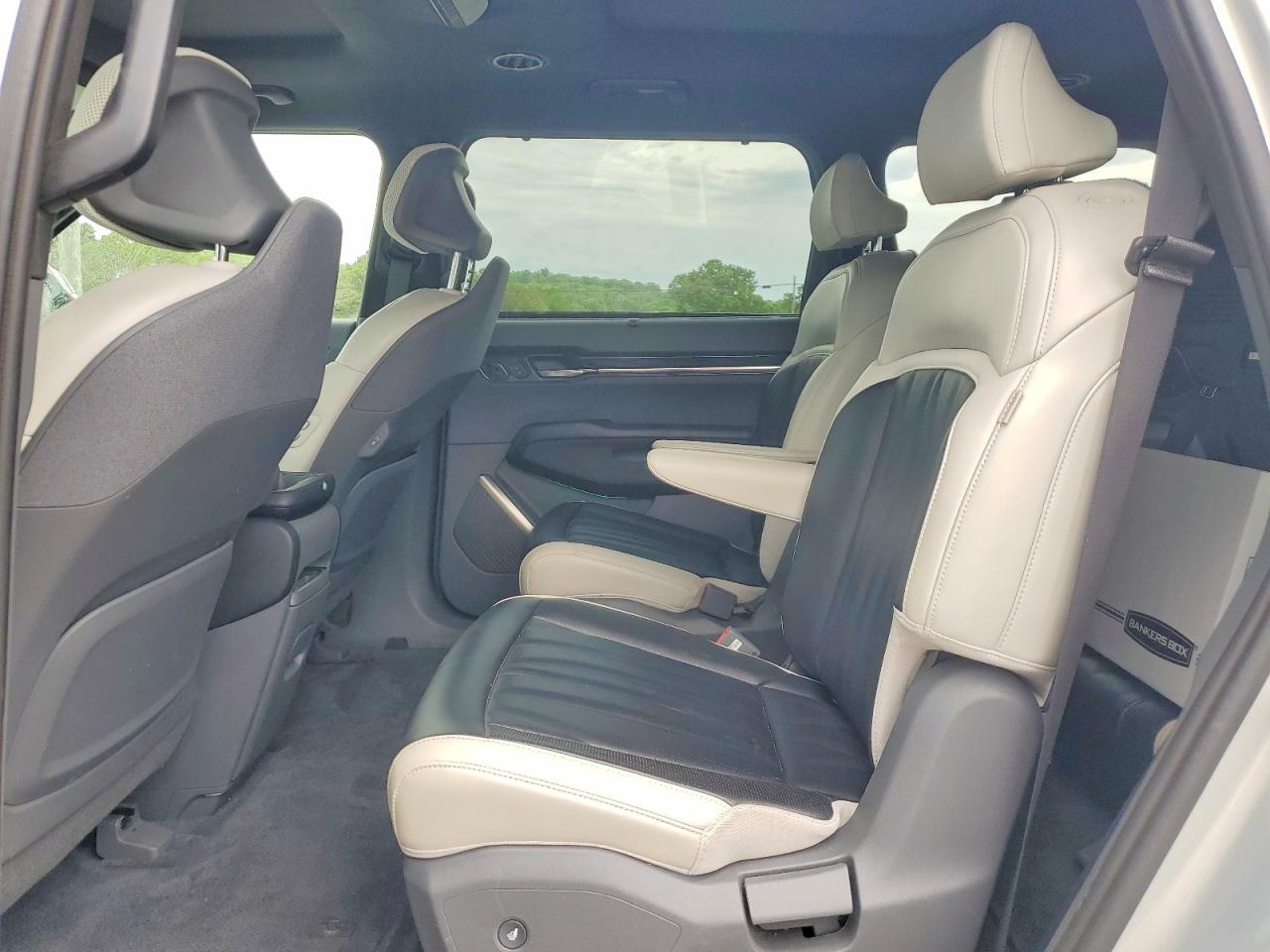 2024 Kia All other VIN KNDAEFS54R6022899 photo 10