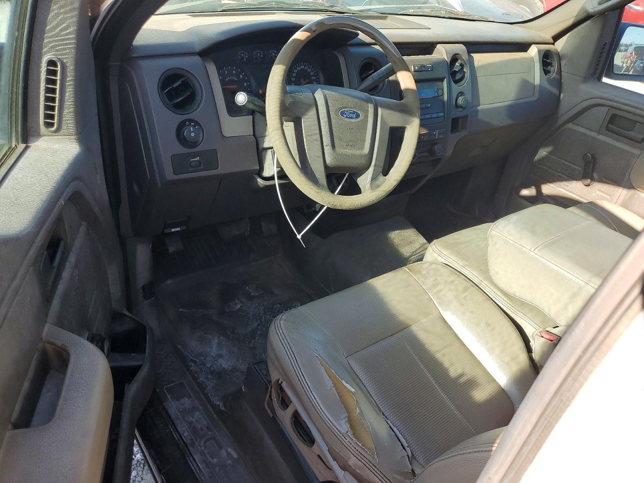 2010 Ford F150 VIN 1FTMF1CW5AKB37351 photo 8