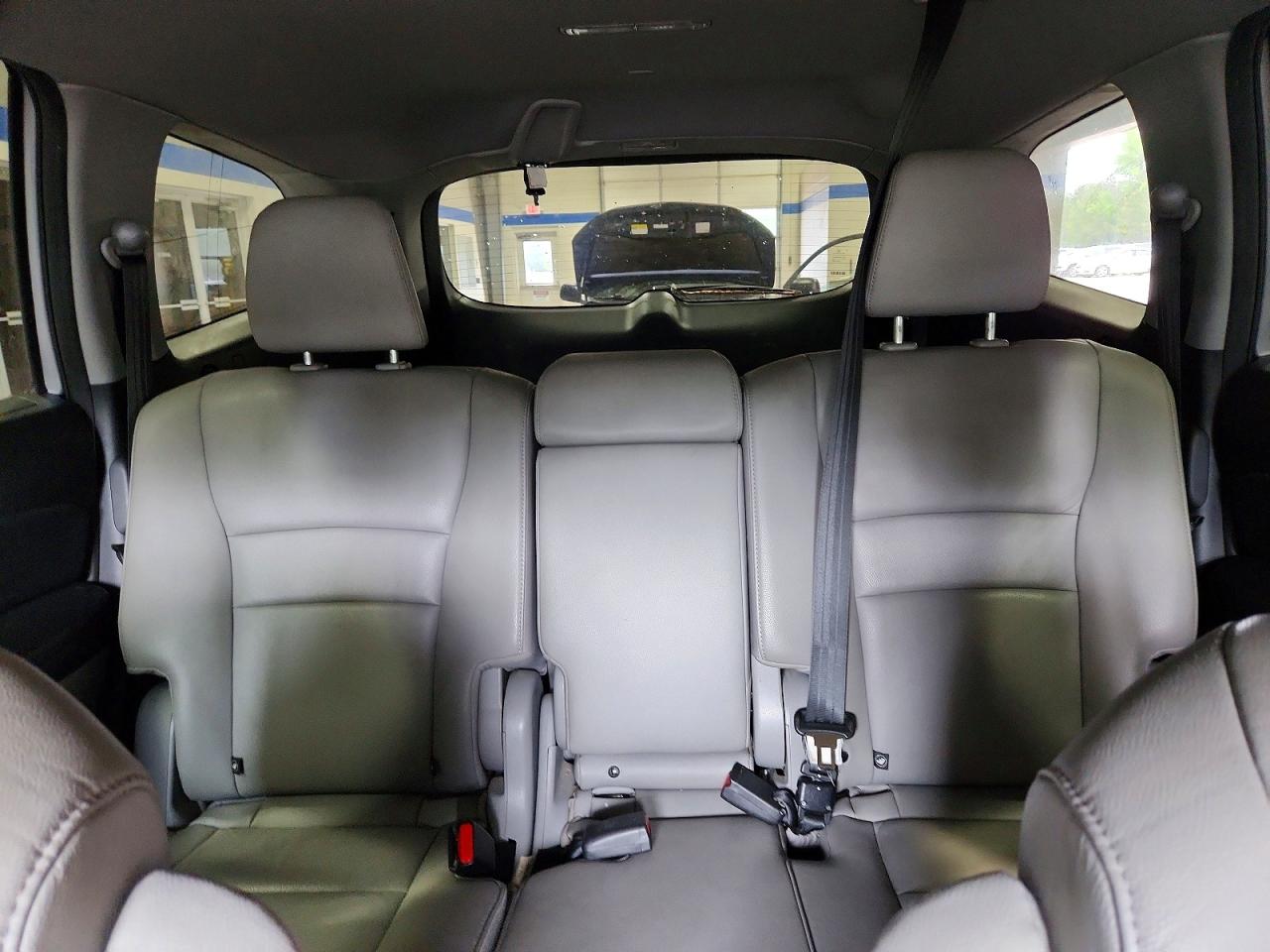 2016 Honda Pilot VIN 5FNYF6H56GB016073 photo 10