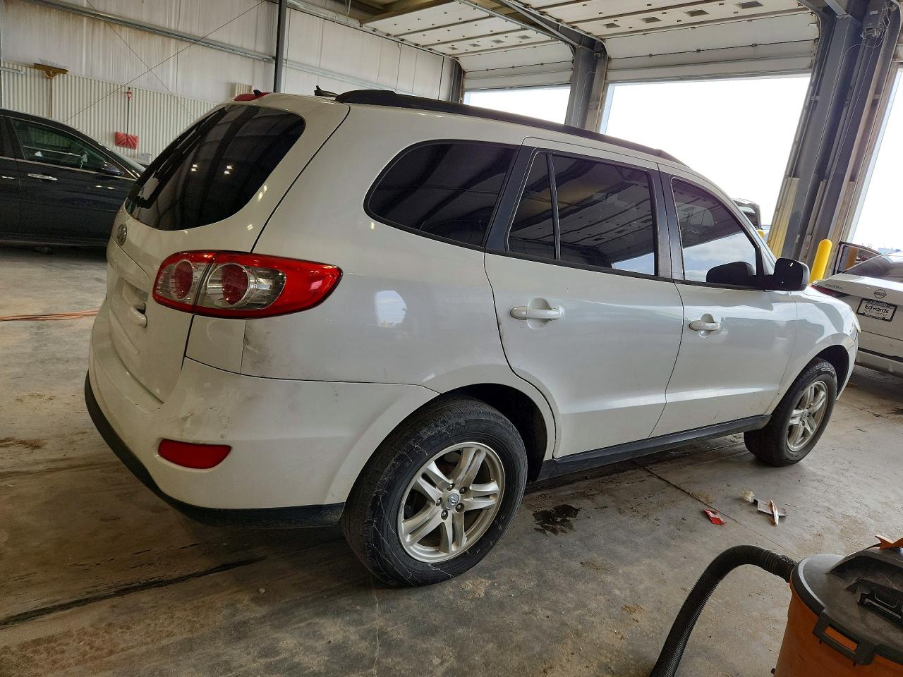 2012 Hyundai Santa fe VIN 5XYZG3AB1CG153747 photo 3