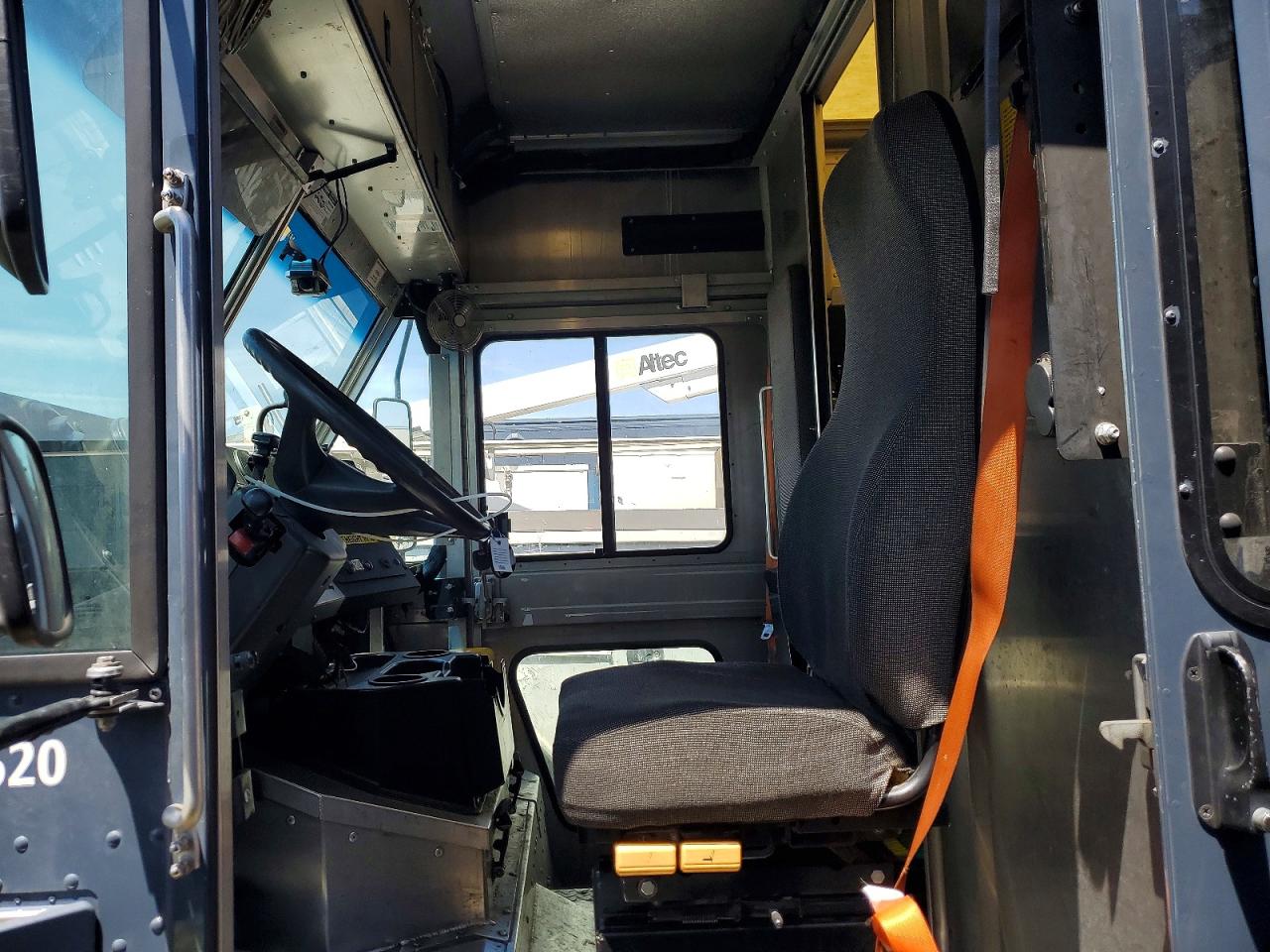 2021 FREIGHTLINER All other VIN 4UZAC2EA5MCMN0168 photo 7