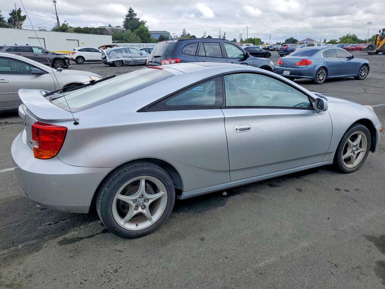 2000 Toyota Celica VIN JTDDY38T9Y0029938 photo 3