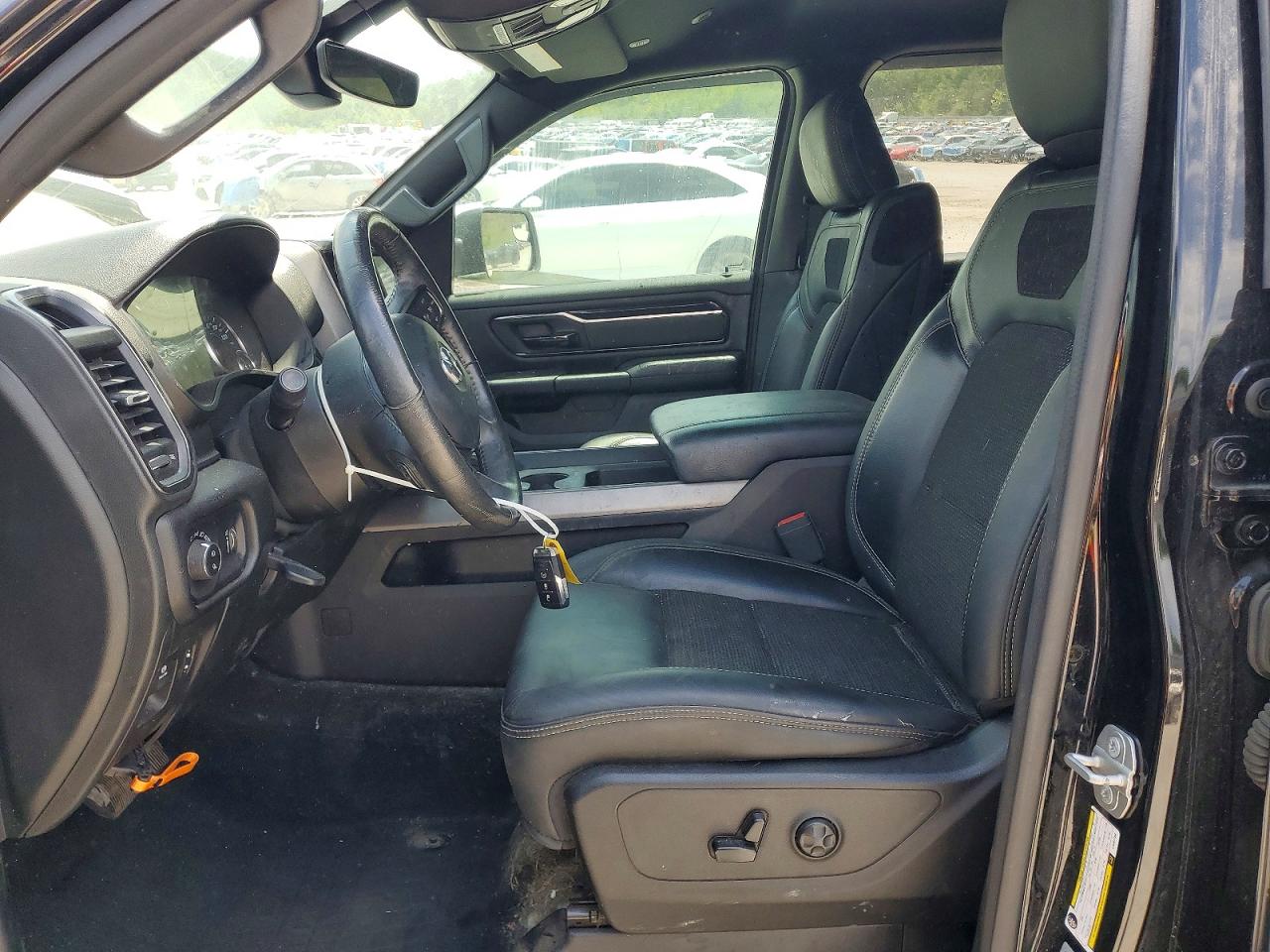2020 Ram 1500 VIN 1C6SRFFT8LN307708 photo 7