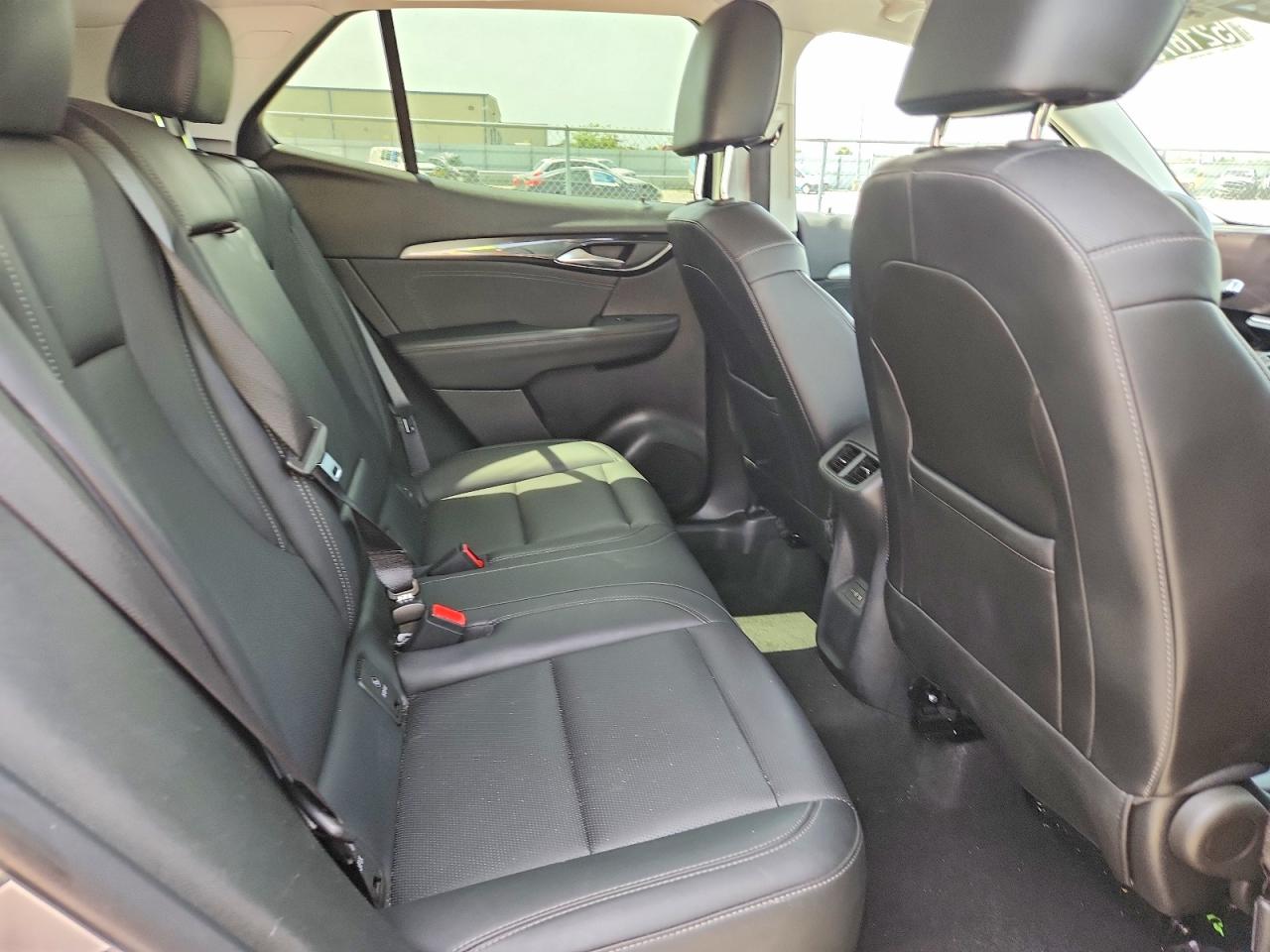 2024 Buick Envision VIN LRBFZME40RD071805 photo 11