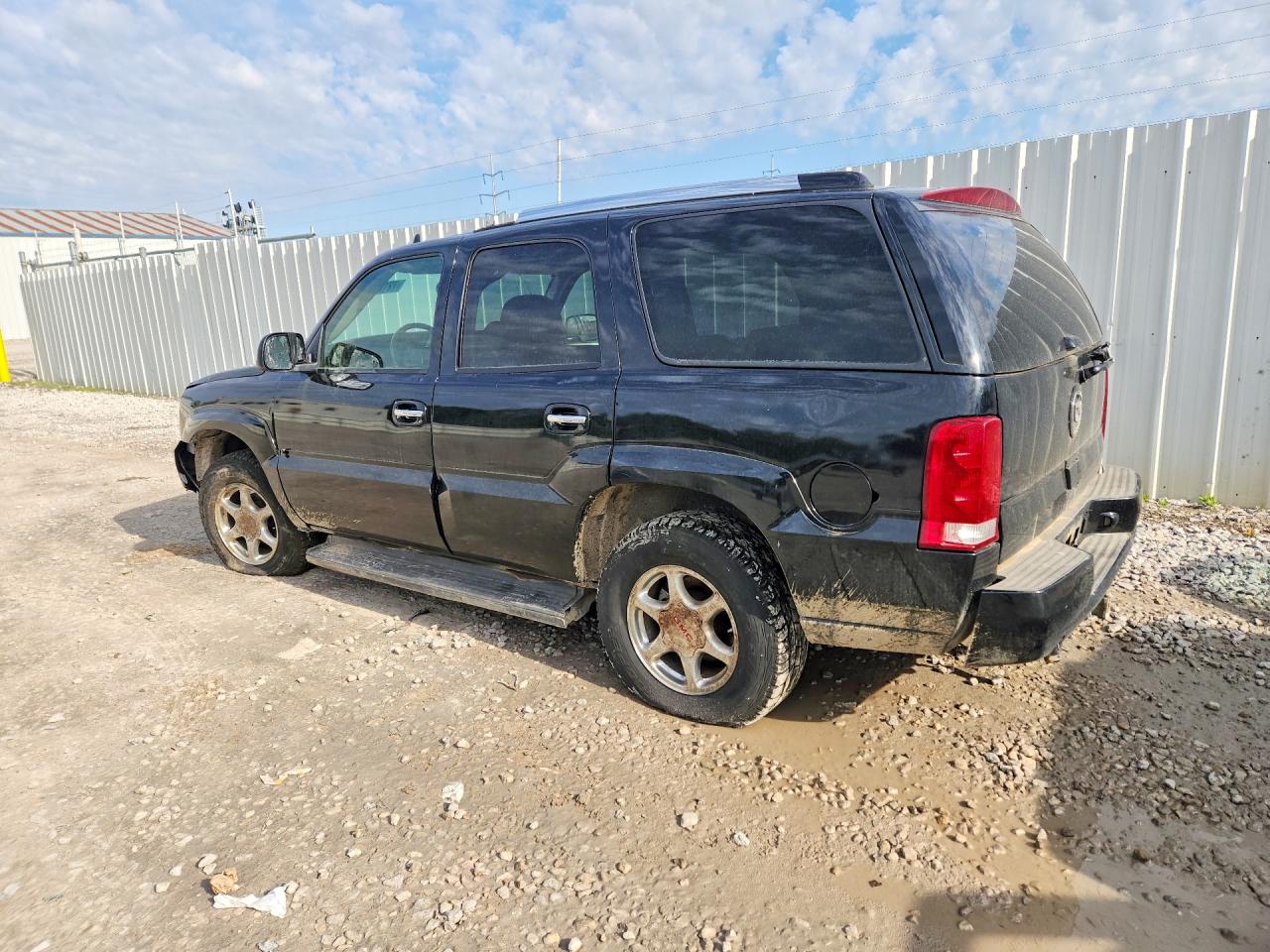 2006 Cadillac Escalade VIN 1GYEK63N46R104483 photo 2