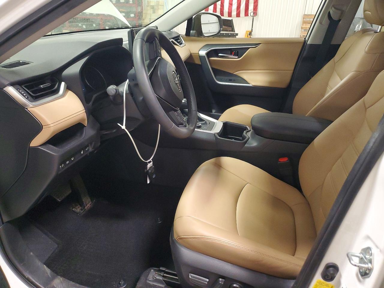 2022 Toyota Rav4 VIN JTMB6RFV0ND529589 photo 7