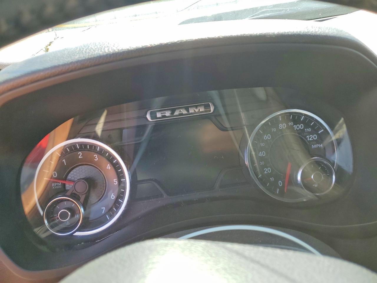 2021 Ram 2500 VIN 3C6UR4HJ5MG578311 photo 9