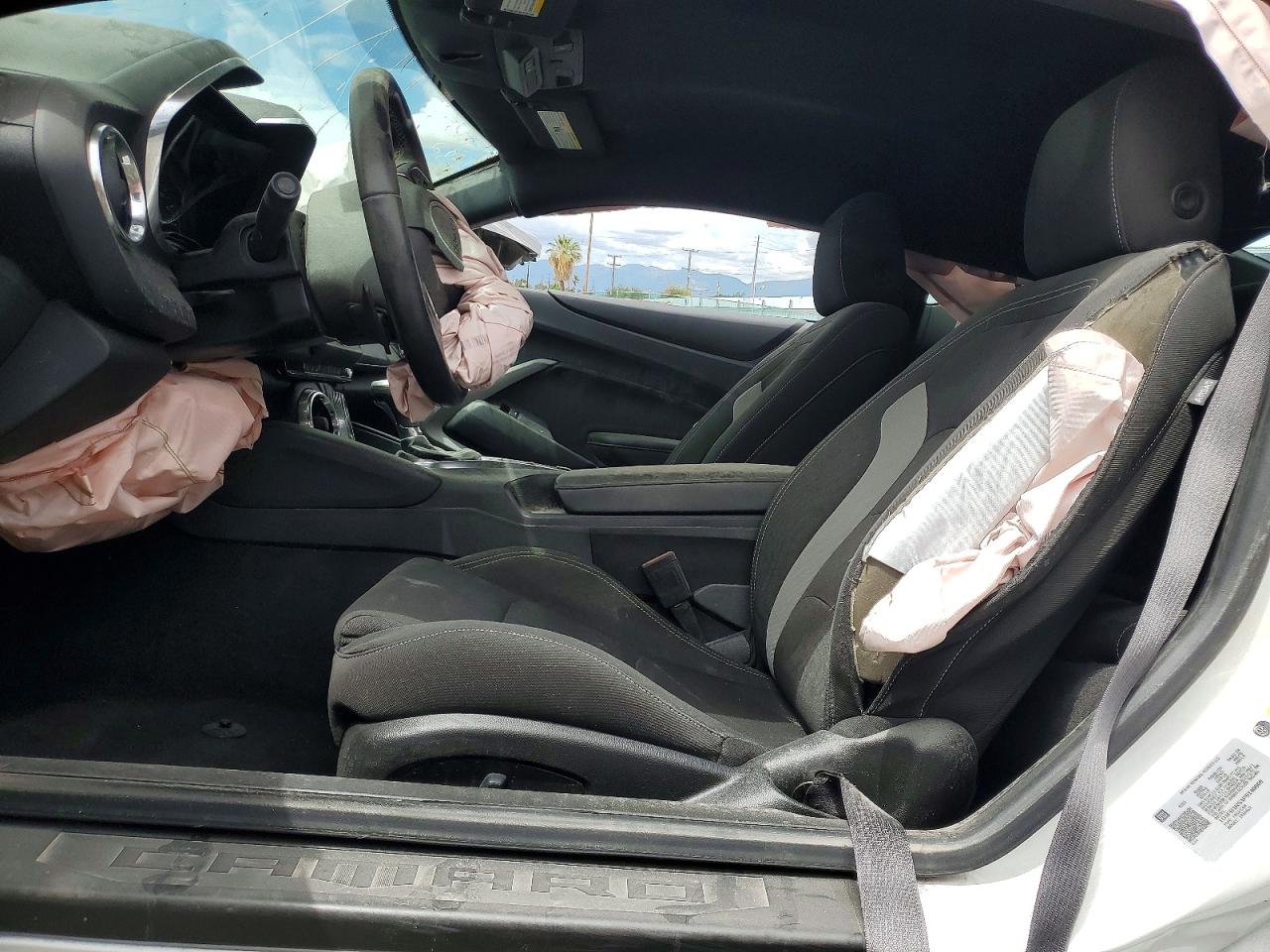 2023 Chevrolet Camaro VIN 1G1FB1RS1P0140608 photo 7
