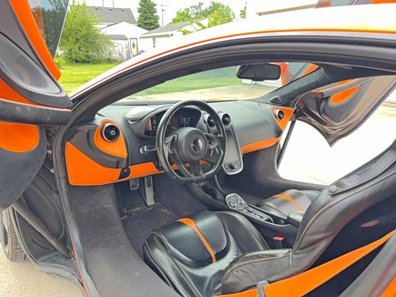 2016 Mclaren All other VIN SBM13DAA0GW000430 photo 9