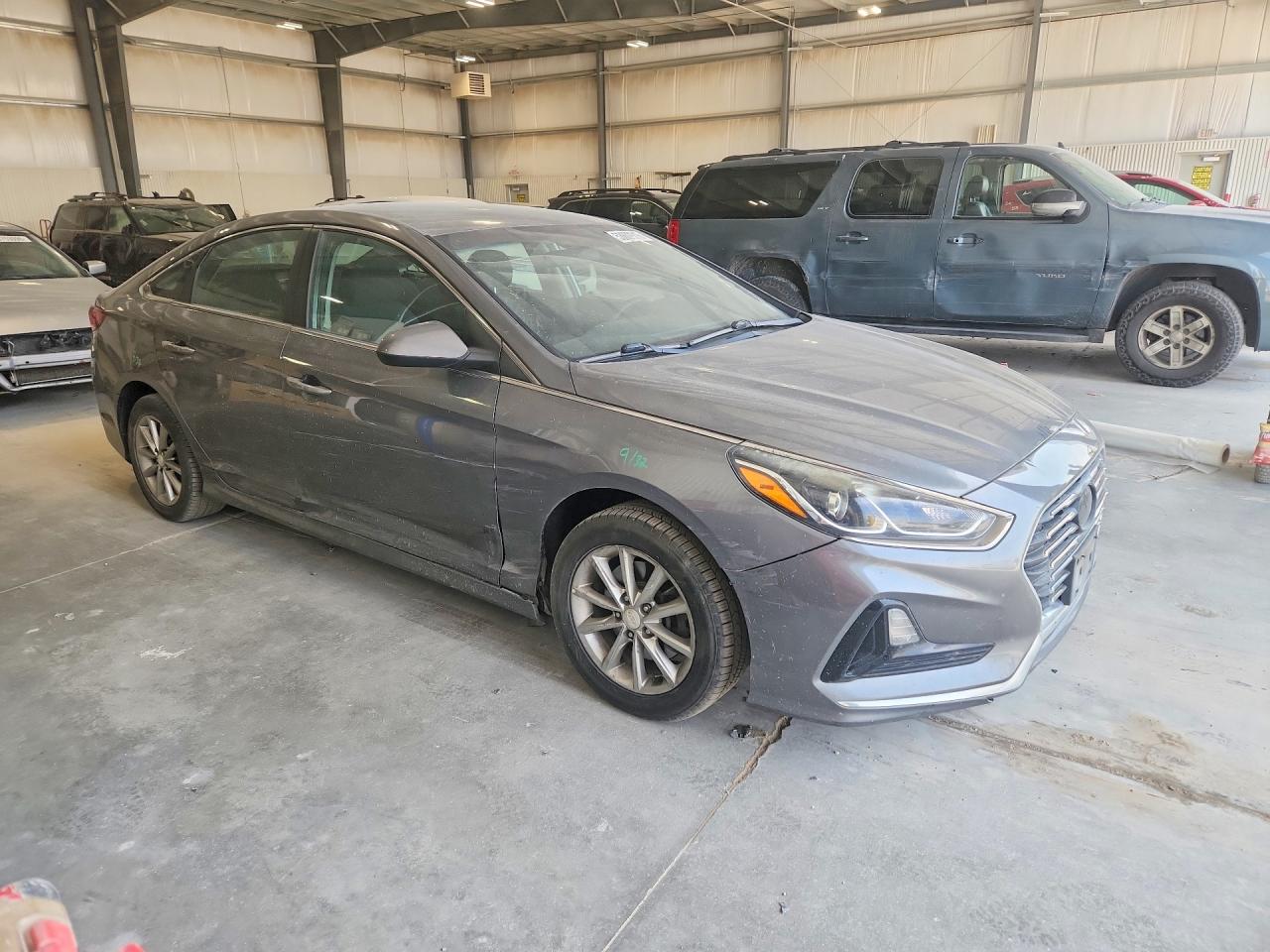 2019 Hyundai Sonata VIN 5NPE24AF2KH742240 photo 4