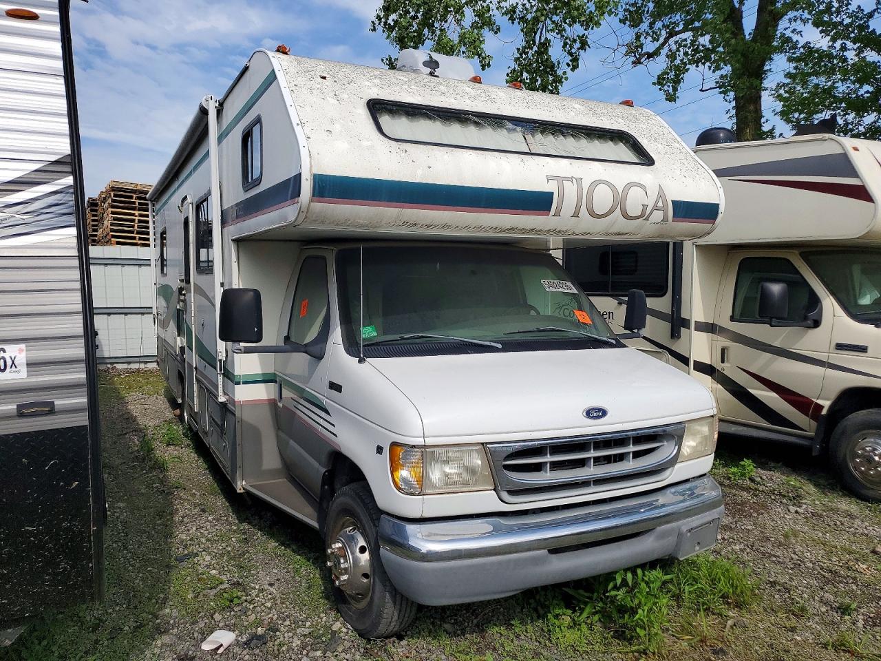 1998 Fleetwood Tioga VIN 1FDXE40S5WHA78725 photo 1