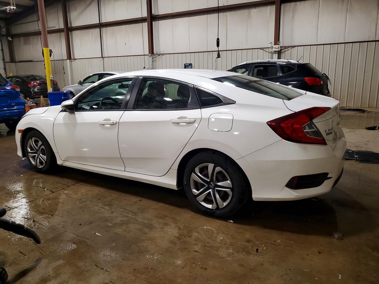 2017 Honda Civic VIN 2HGFC2F59HH550449 photo 2
