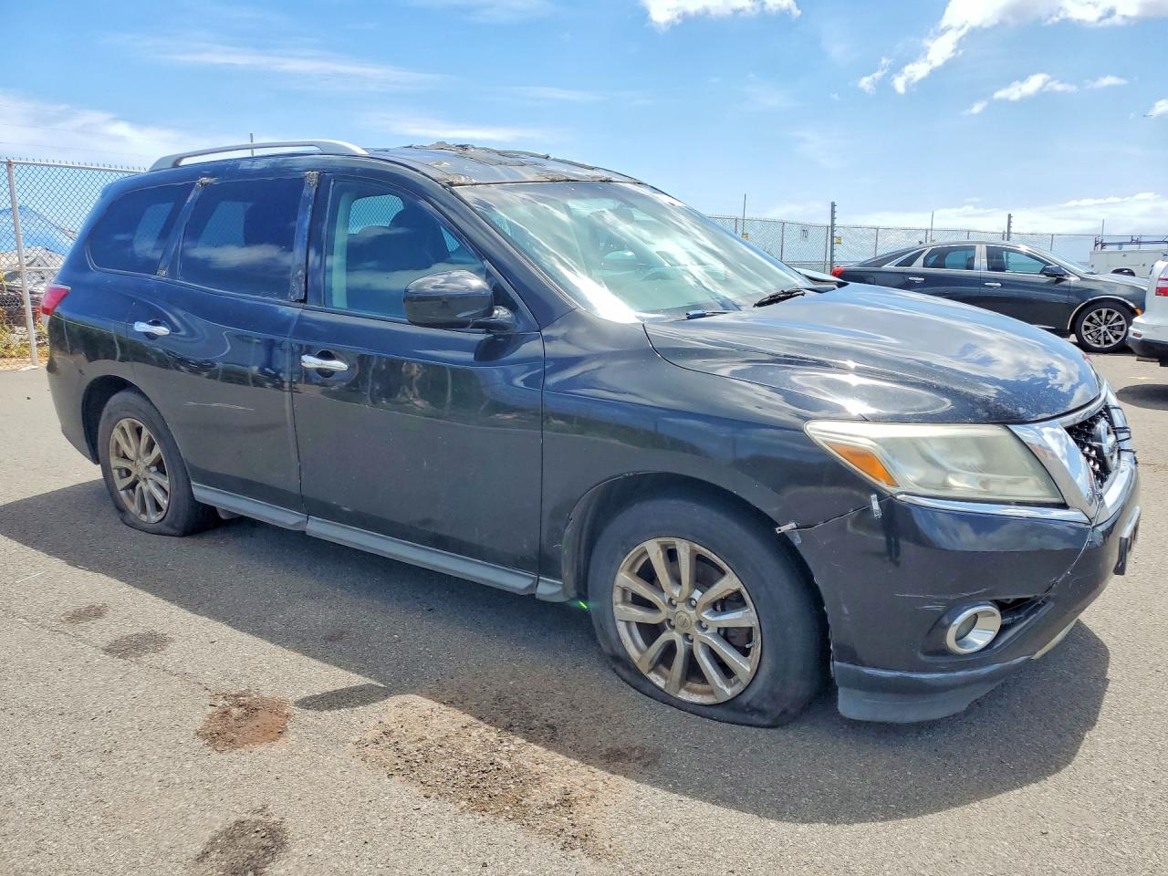 2015 Nissan Pathfinder VIN 5N1AR2MN9FC604435 photo 4