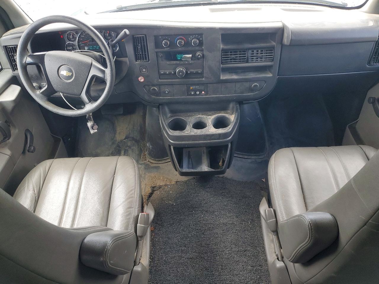2013 CHEV Express VIN 1GCSGAFX2D1190429 photo 8