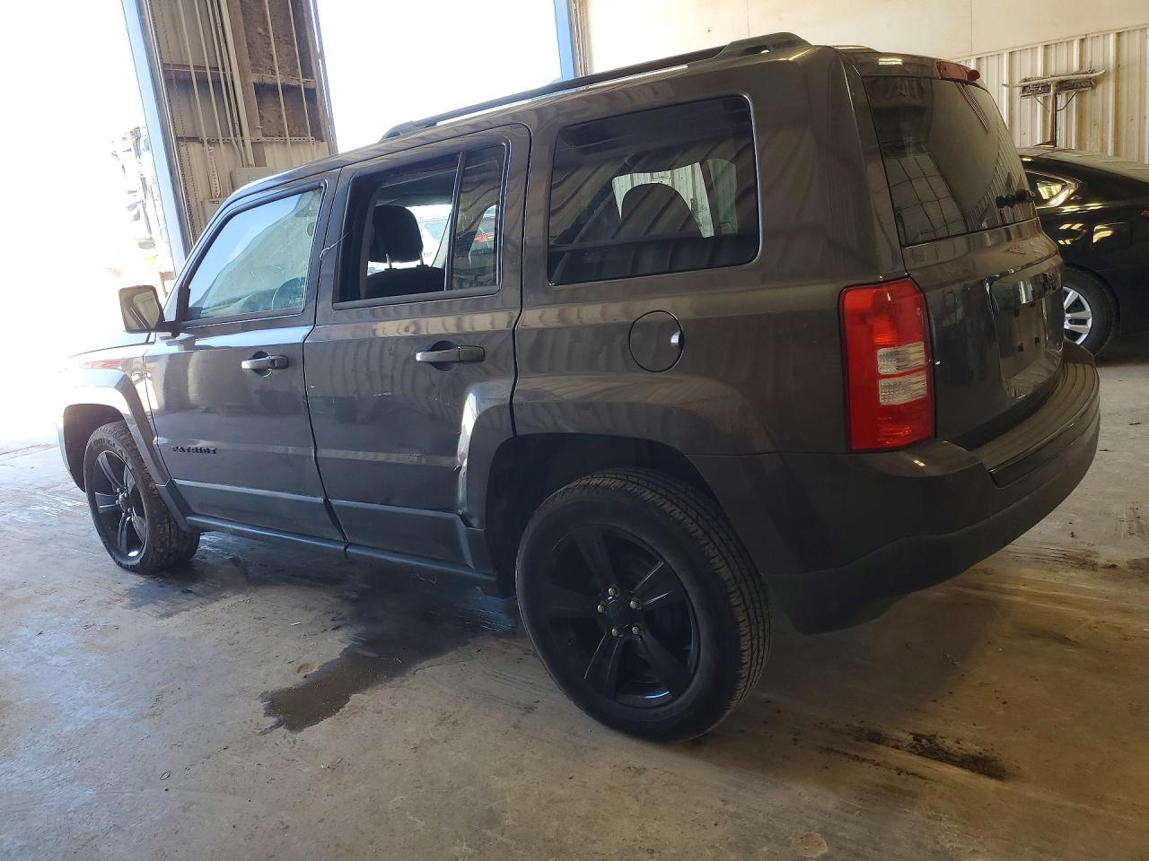2015 Jeep Patriot VIN 1C4NJPBA0FD377317 photo 2