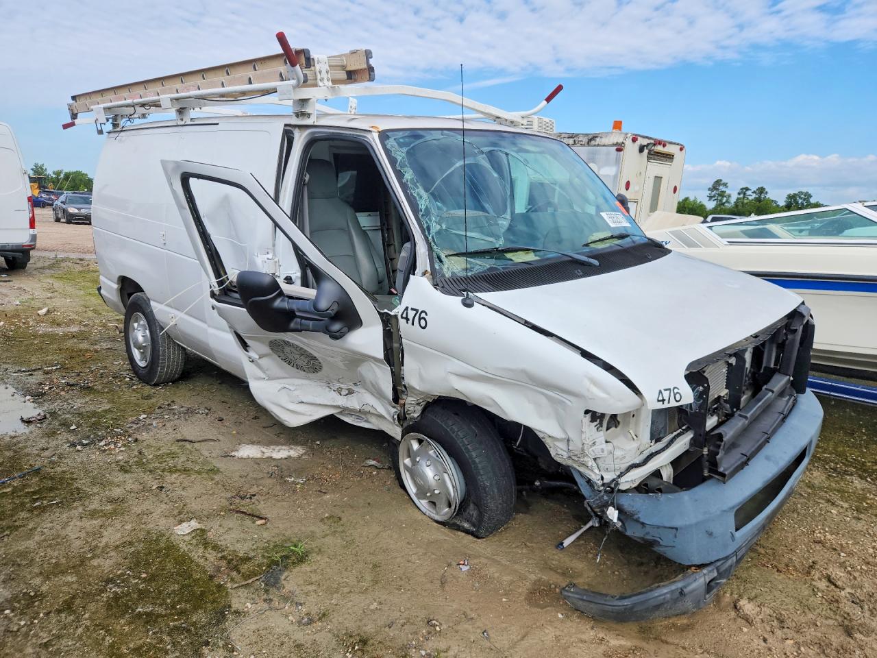2013 Ford Econoline VIN 1FTSE3EL9DDA87622 photo 4