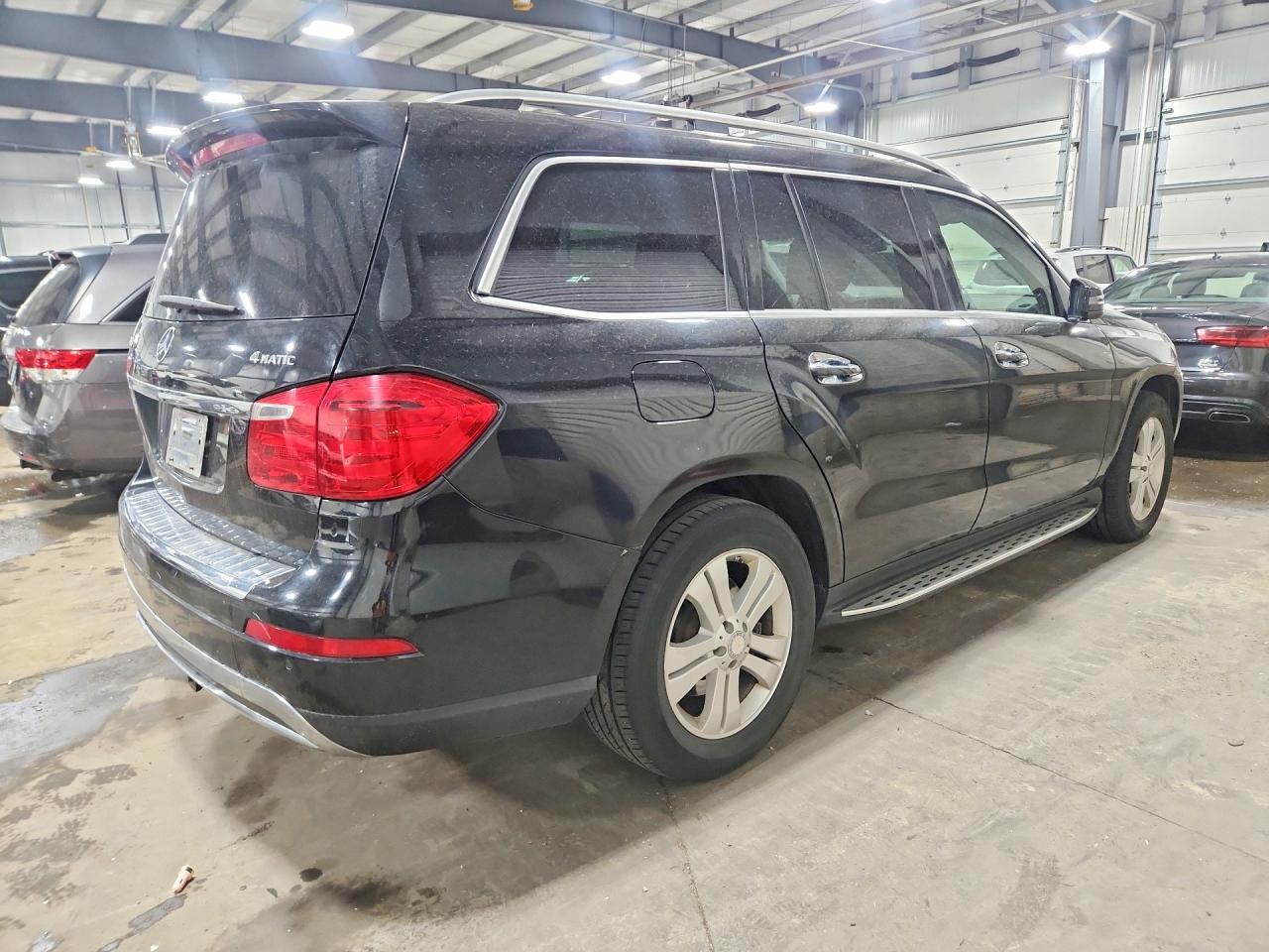 2014 Mercedes-Benz Gl-class VIN 4JGDF7CE8EA276990 photo 3