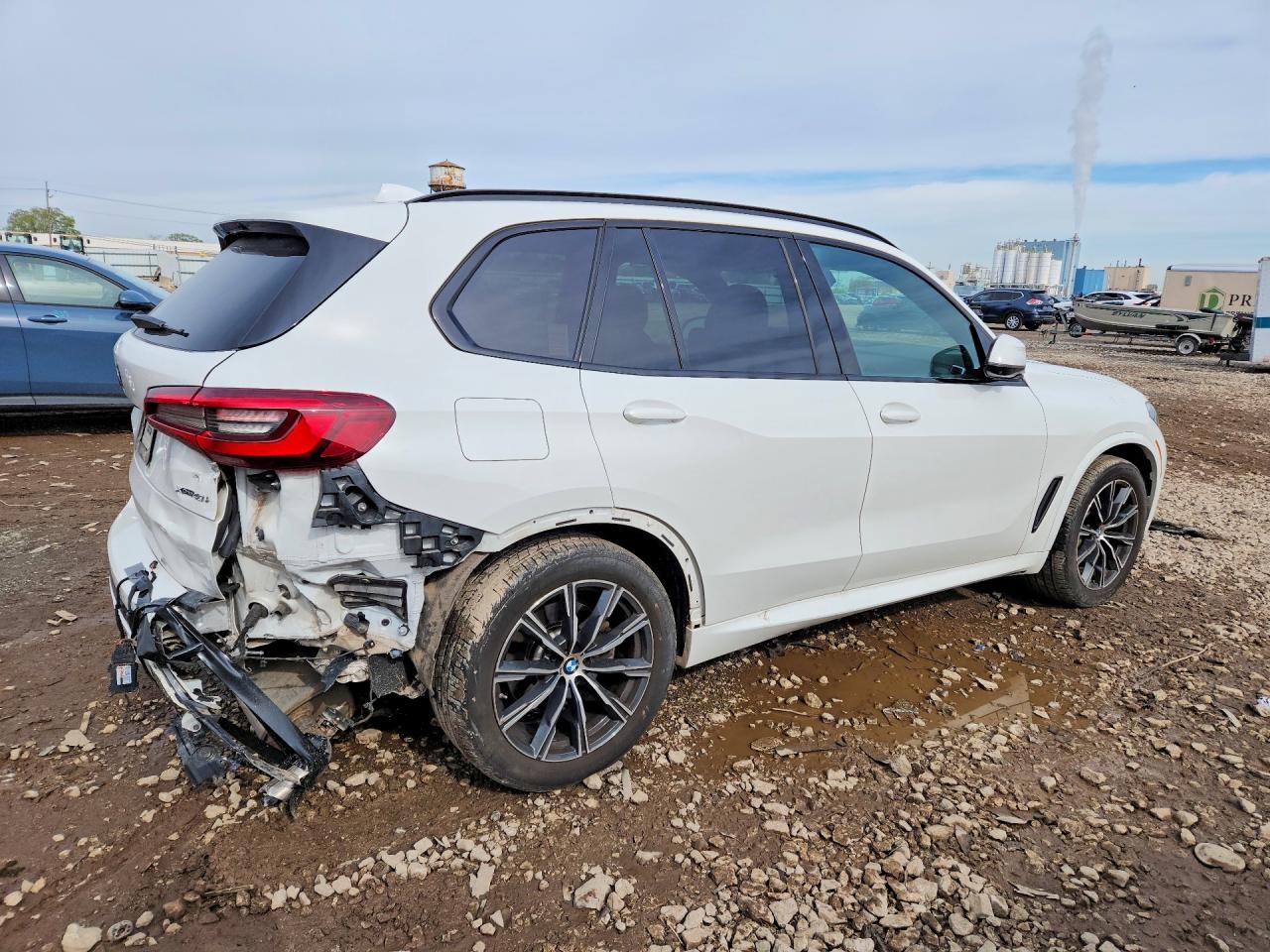 2023 BMW X5 VIN 5UXCR6C08P9R35207 photo 3