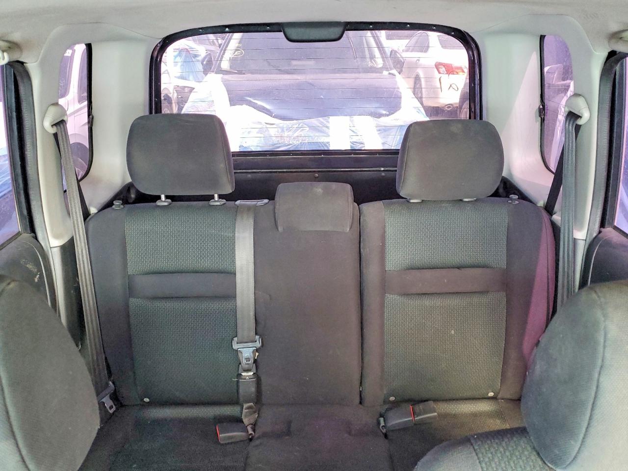 2006 Toyota Scion VIN JTLKT324864095401 photo 10