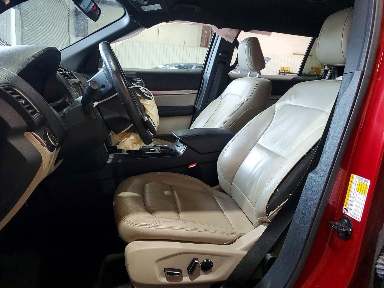2018 Ford Explorer VIN 1FM5K7D81JGA19153 photo 7