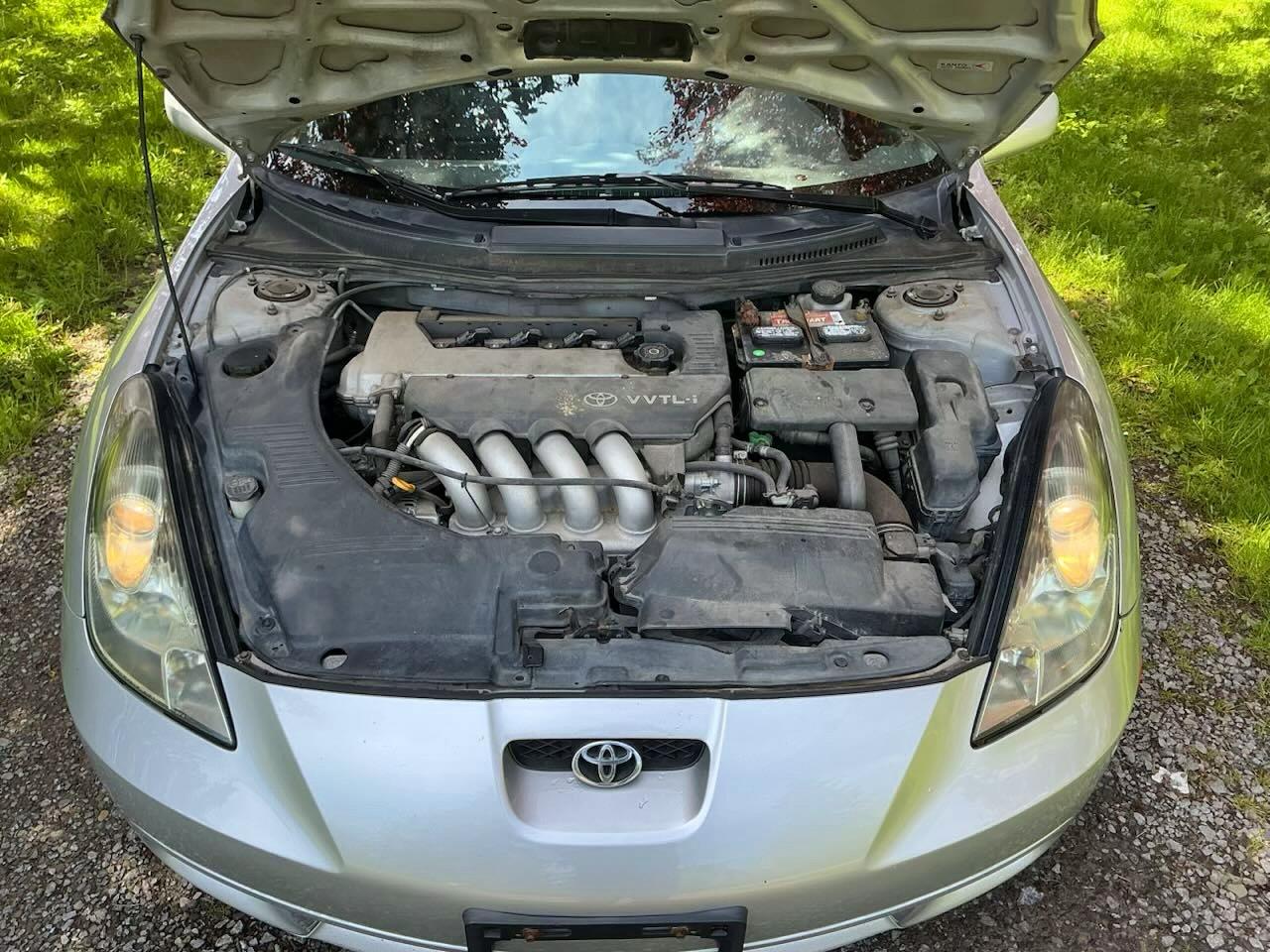 2000 Toyota Celica VIN JTDDY32T0Y0018819 photo 7