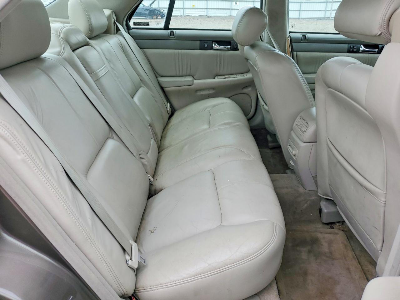 2000 Cadillac Seville VIN 1G6KS54Y8YU257754 photo 10