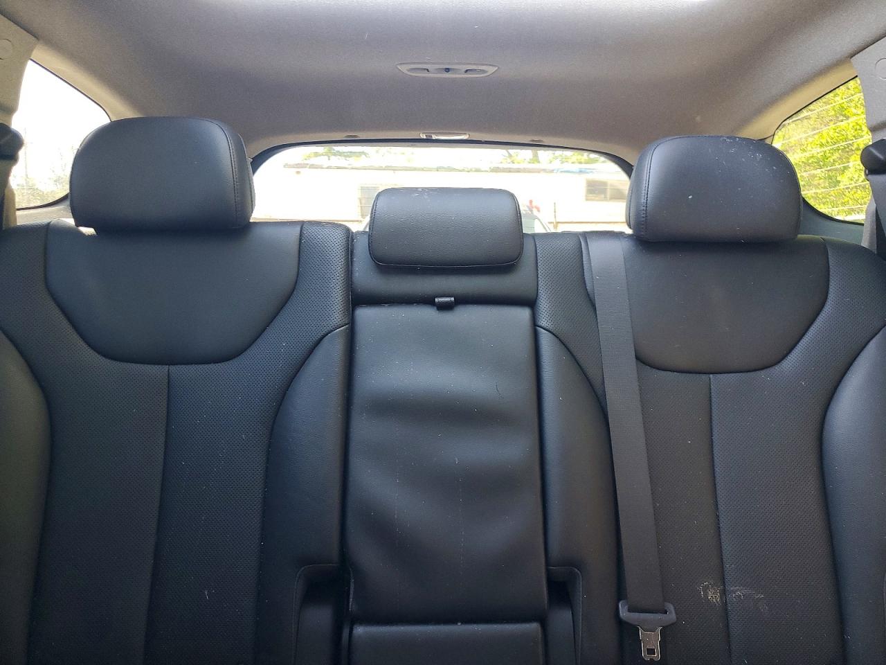 2019 Hyundai Santa fe VIN 5NMS5CAA3KH066242 photo 10