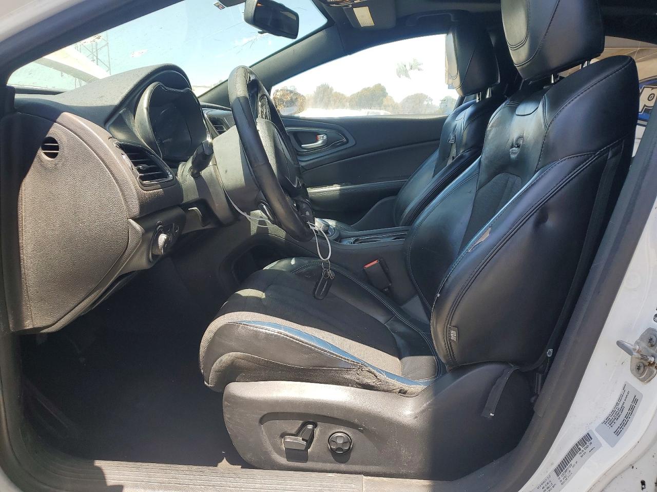2015 Chrysler 200 VIN 1C3CCCBB9FN715282 photo 7