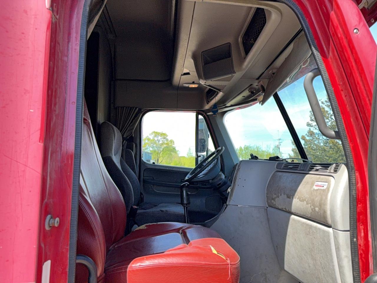 2006 FREIGHTLINER All other VIN 1FUJA6DE96LV77880 photo 5