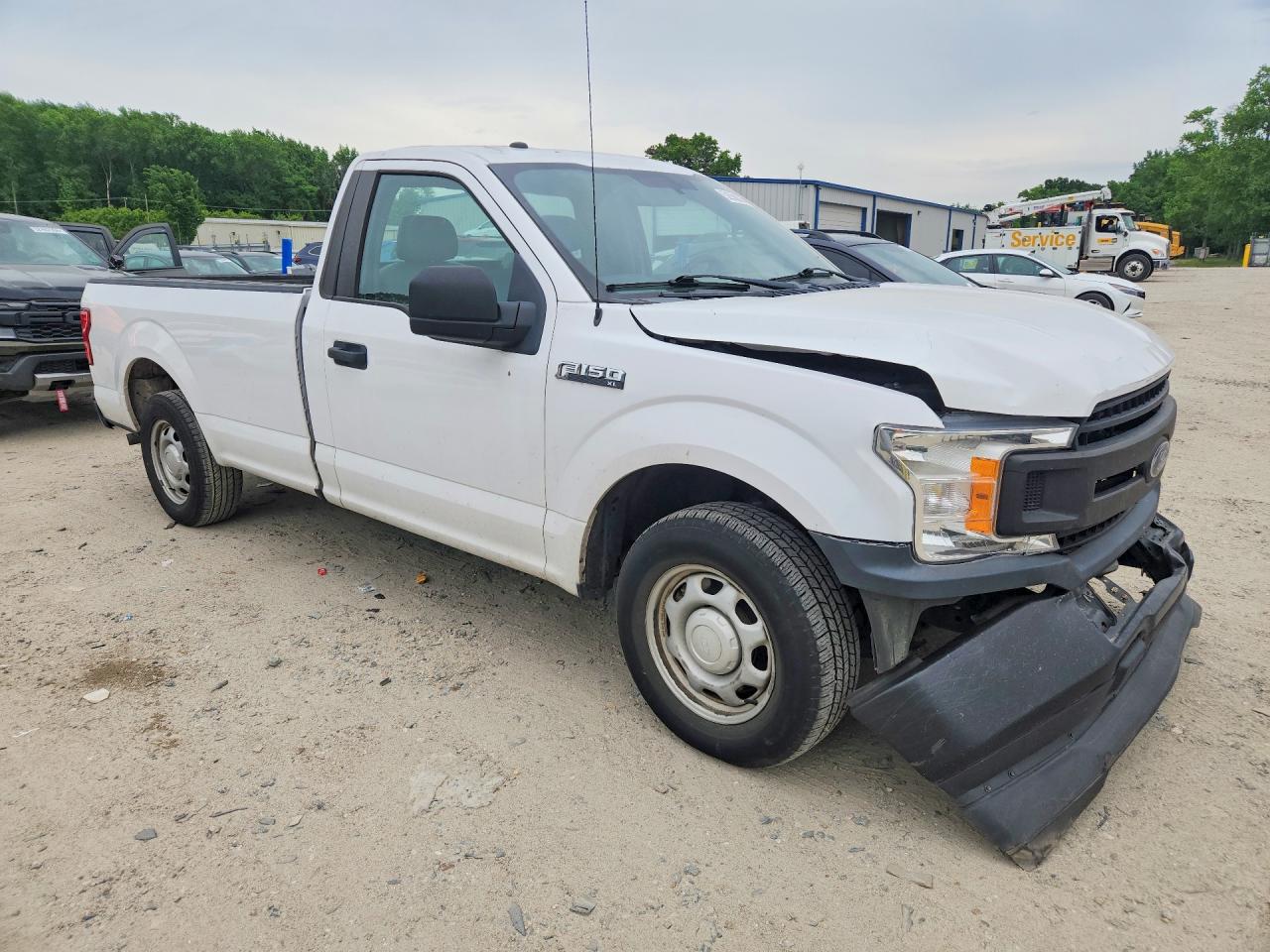 2018 Ford F150 VIN 1FTMF1CB5JKC60872 photo 4