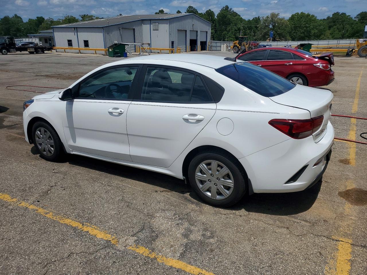 2021 Kia Rio VIN 3KPA24AD6ME422262 photo 2