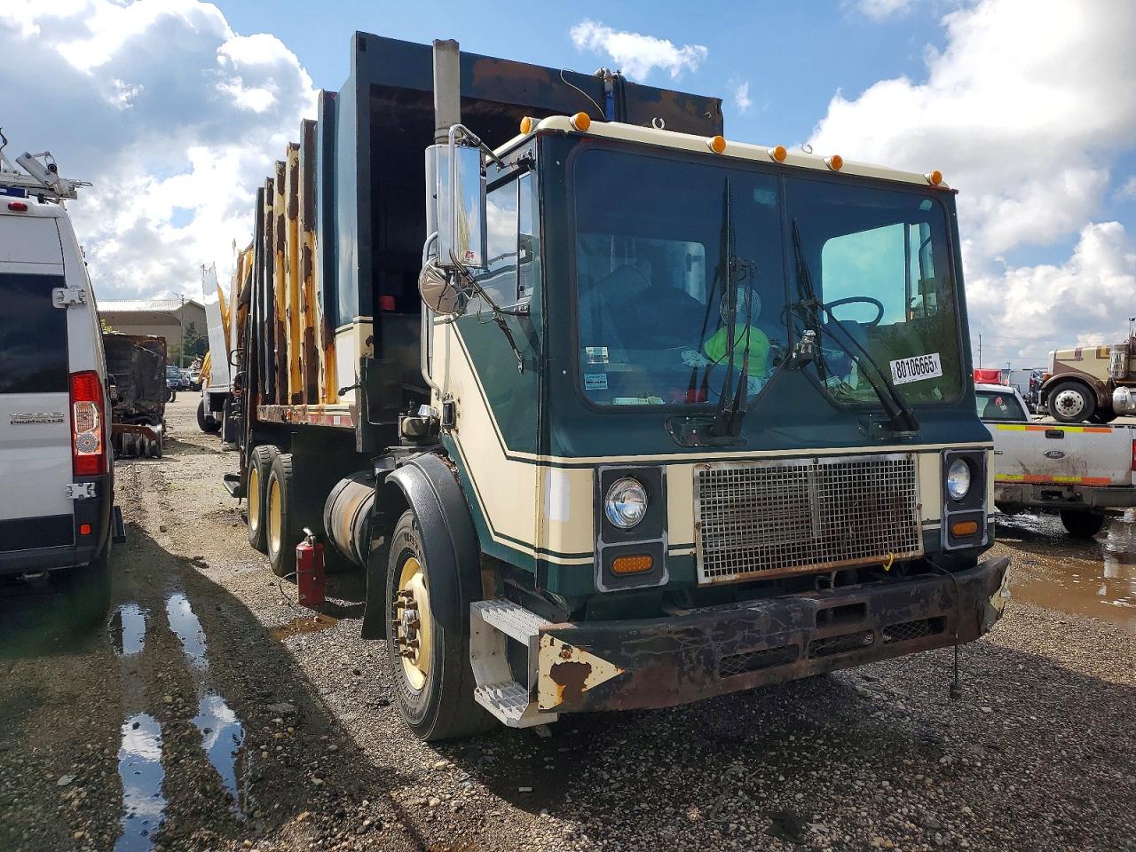 2004 MACK All other VIN 1M2K195C54M024110 photo 1
