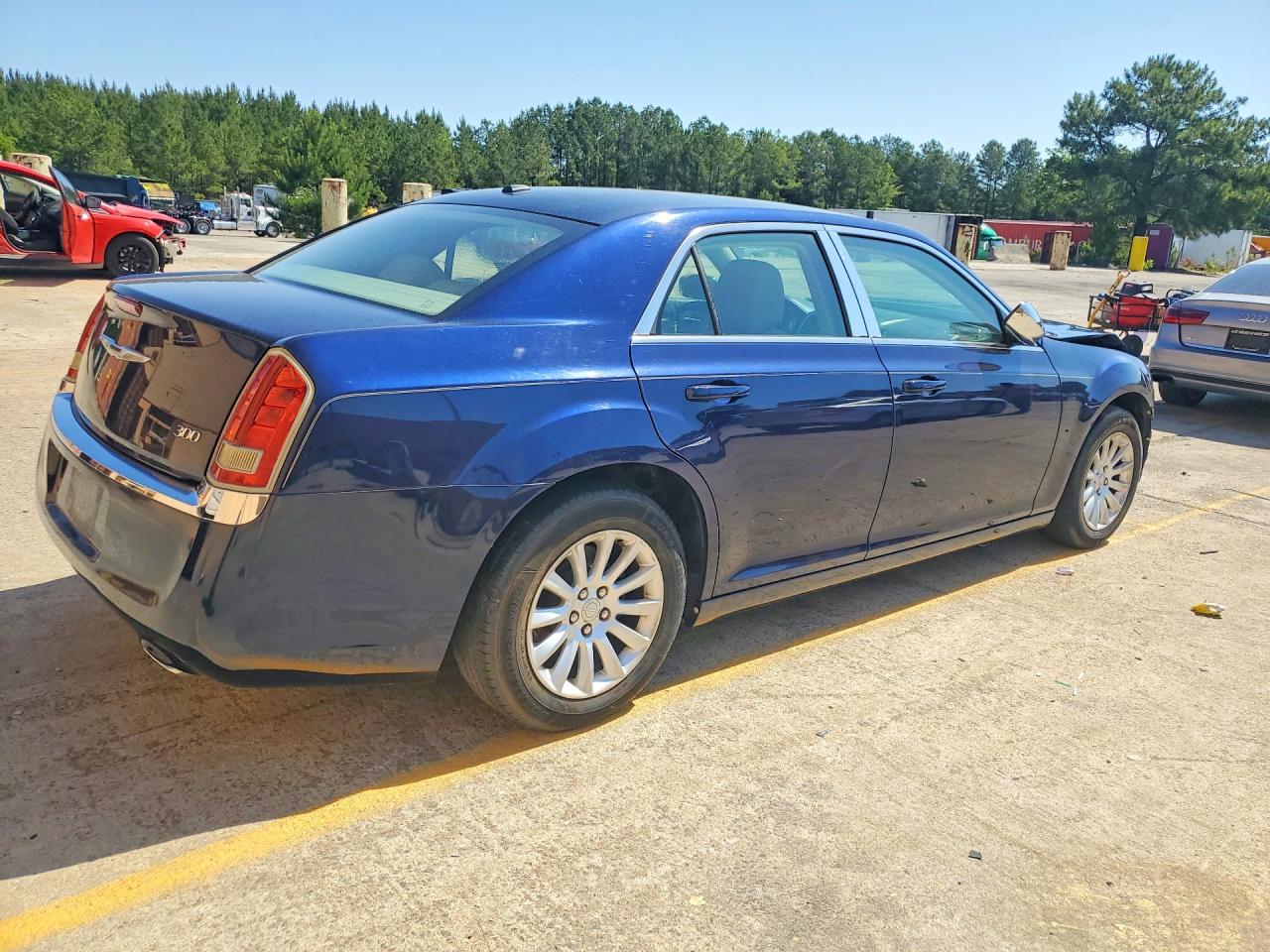 2014 Chrysler 300 VIN 2C3CCAAGXEH124323 photo 3