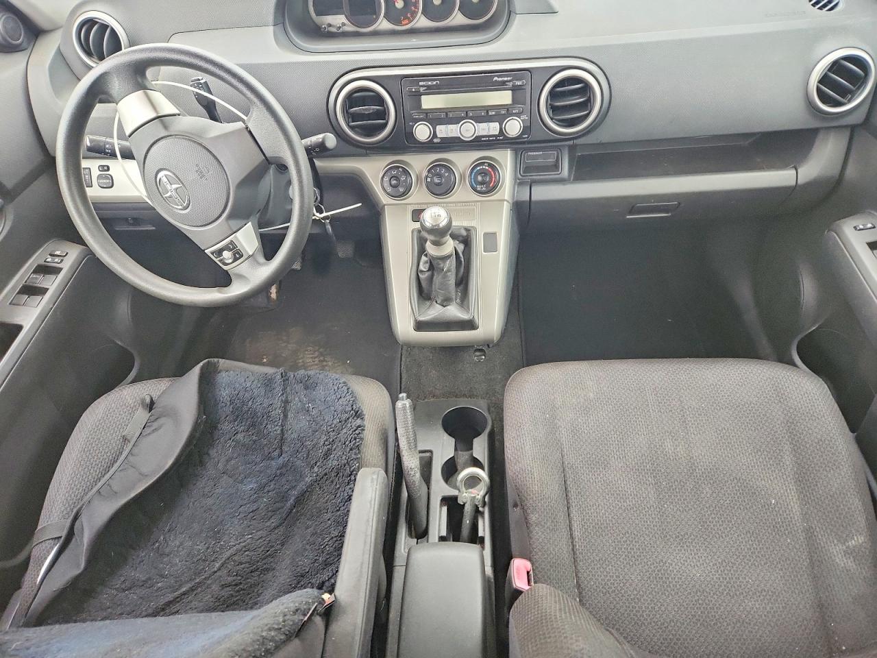 2009 Toyota Scion VIN JTLKE50E491088663 photo 8