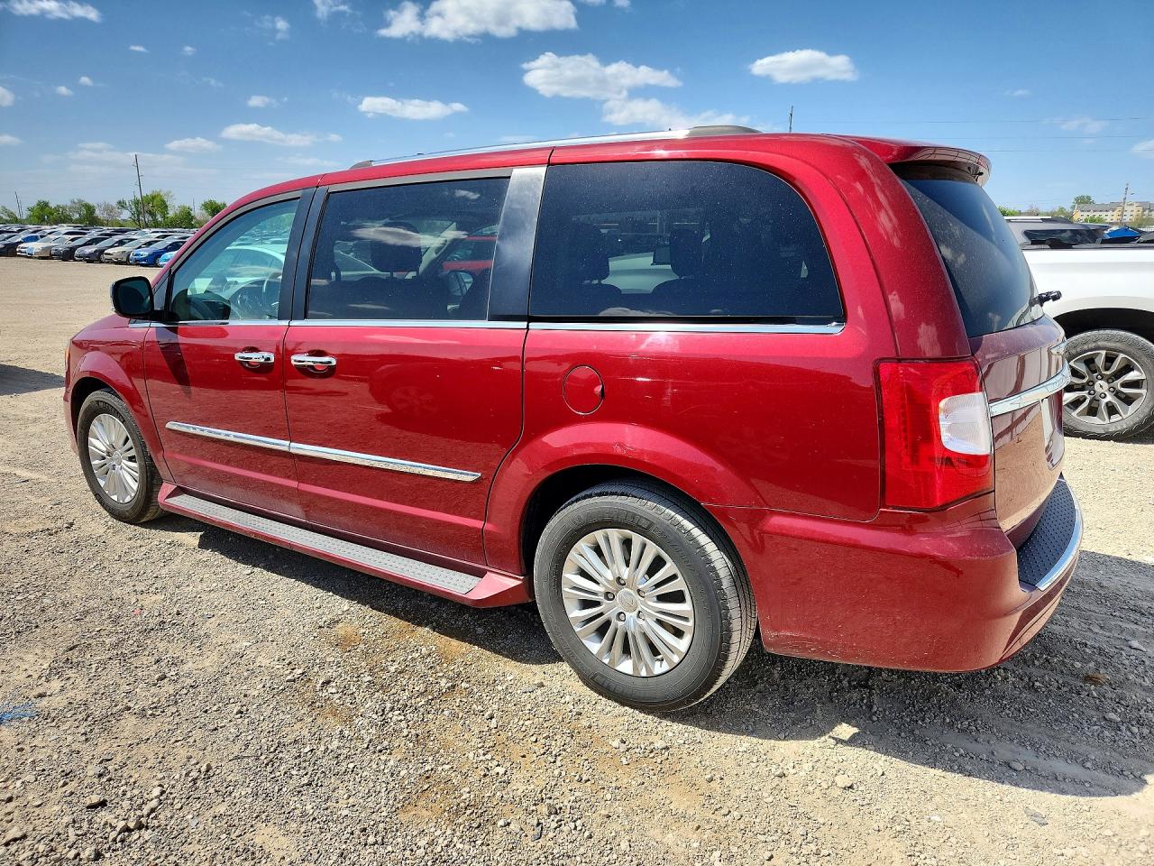 2016 Chrysler Minivan VIN 2C4RC1JG8GR254233 photo 2