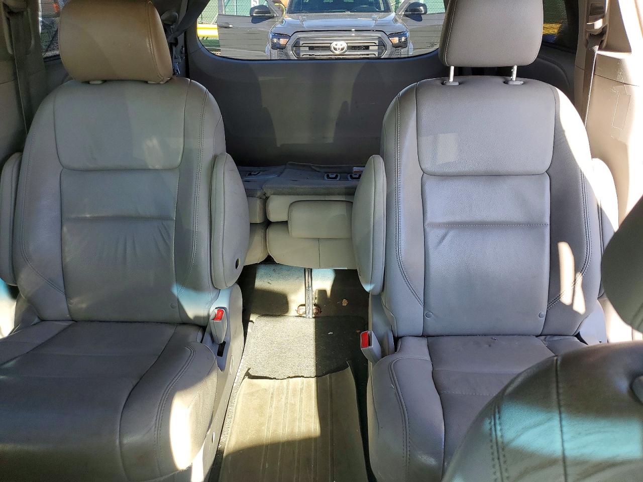 2015 Toyota All models VIN 5TDDK3DC3FS095693 photo 10