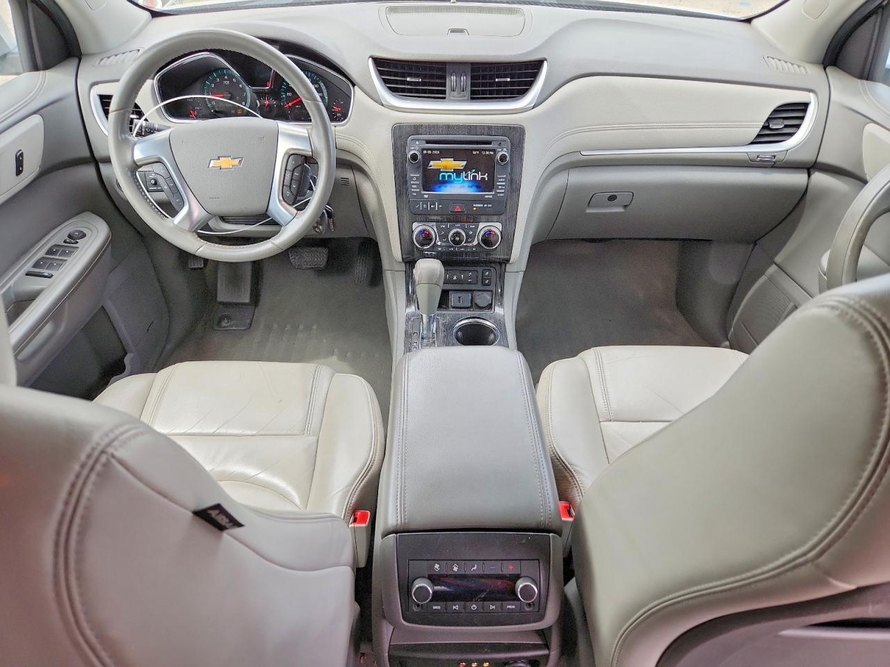 2015 Chevrolet Traverse VIN 1GNKVHKDXFJ287995 photo 8