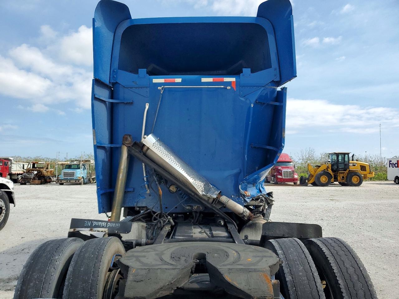 1998 FREIGHTLINER All other VIN 1FUYSDYB8WL985822 photo 6