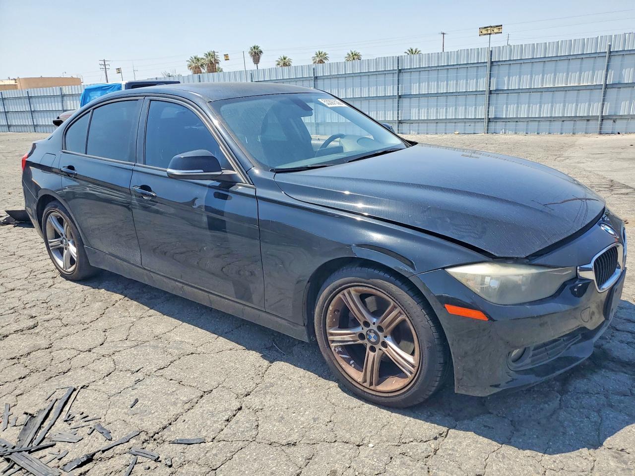 2014 BMW 3 series VIN WBA3B1C58EP679404 photo 4